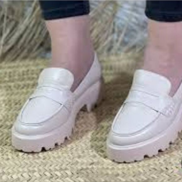 BRAND NEW BAMBOO HUTCH THICK SOLED PLATFORM LOAFERS - Picture 1 of 15